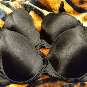 2 Black 40D bras. brand is called (Black Fuchsia)